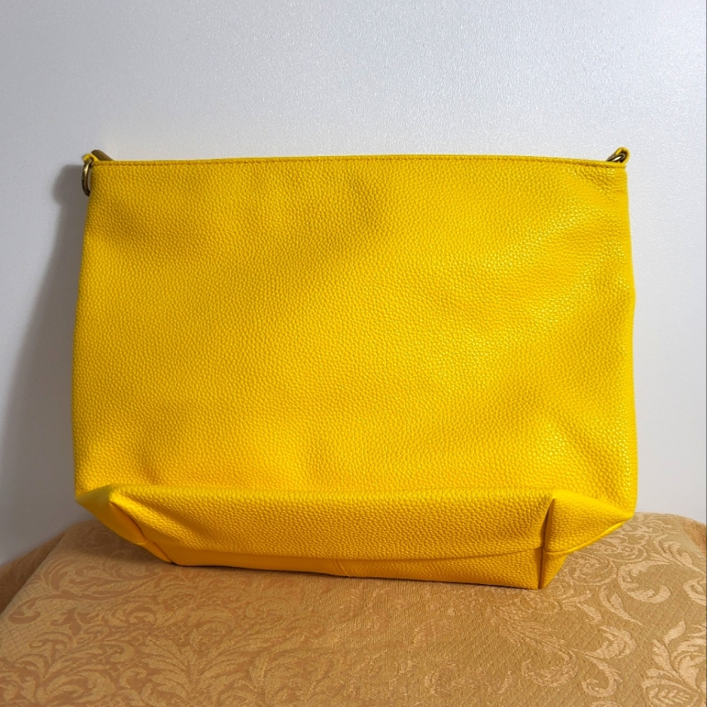 New In Bag yellow shoulder purse #2555
